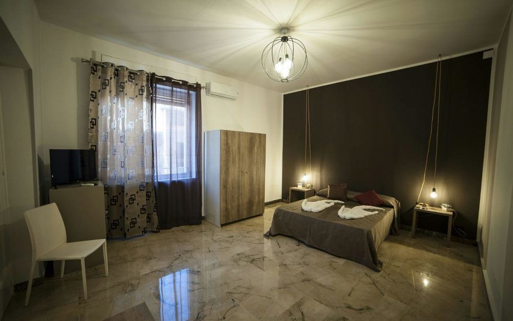 B&B Massimocentro Palermo Exteriör bild